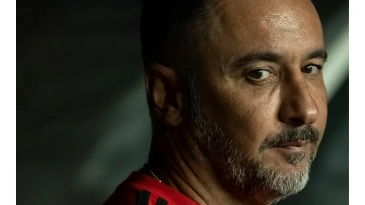 Foto: Jorge Rodrigues/AGIF - Dia a dia do português foi exposto durante muita pressão no Flamengo.