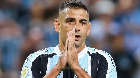 Foto: Pedro H. Tesch/AGIF - Diego Souza vem tendo muitos problemas físicos no Grêmio.