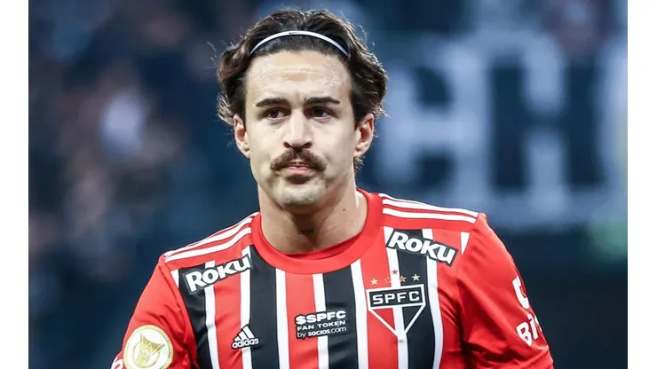 Marcello Zambrana/AGIF - Gabriel Neves, volante do SPFC.