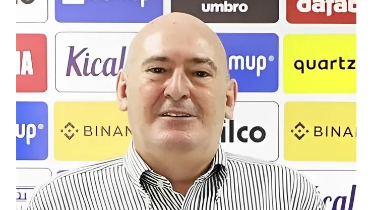 © Foto: Pedro Ernesto Guerra Azevedo/Santos FC - Rueda presidente do Santos.