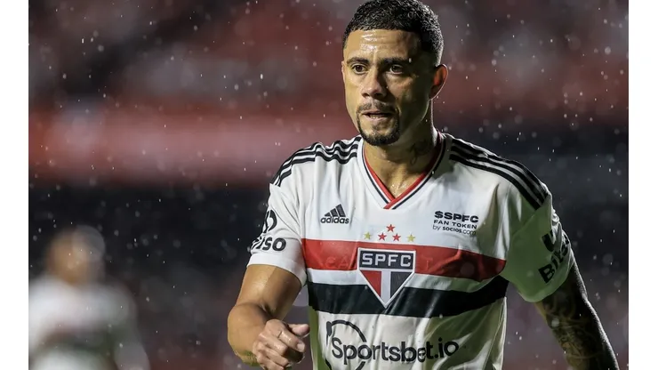 Foto: Marcello Zambrana/AGIF - Atlético-GO segue esperando dinheiro da venda de Wellington Rato