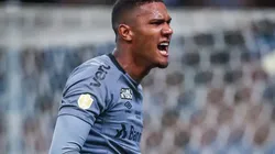 FOTO: LUCAS UEBEL/GREMIO FBPA - Adriel mudou de empresário e torcida do Grêmio já "chiou" nas redes sociais