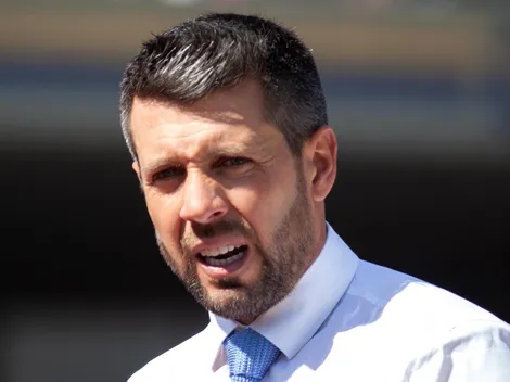 Pezzolano é procurado e decisão imediata sobre futuro vaza ao Cruzeiro