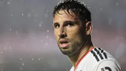 Calleri com a camisa do São Paulo - Foto: Marcello Zambrana/AGIF