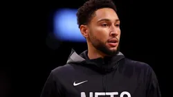 Simmons não irá mais atuar nesta temporada