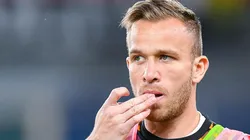 "Contrato até 2025"; Bomba sobre Arthur chegando ao Flamengo e tem decisão vazada