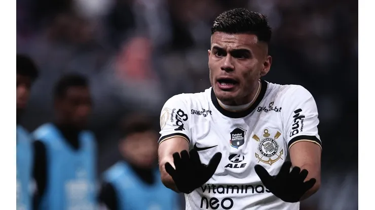 Fausto Vera está na reserva do Corinthians - Foto: Ettore Chiereguini/AGIF