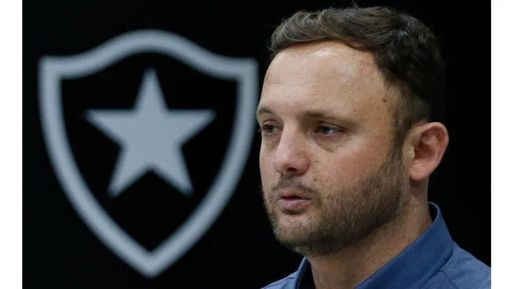 Foto: Vitor Silva/Botafogo/Divulgação - Mazzuco: dirigente detalhou buscas do Botafogo no mercado