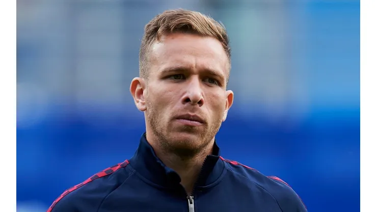 Juventus faz único pedido para liberar Arthur e Palmeiras é comunicado