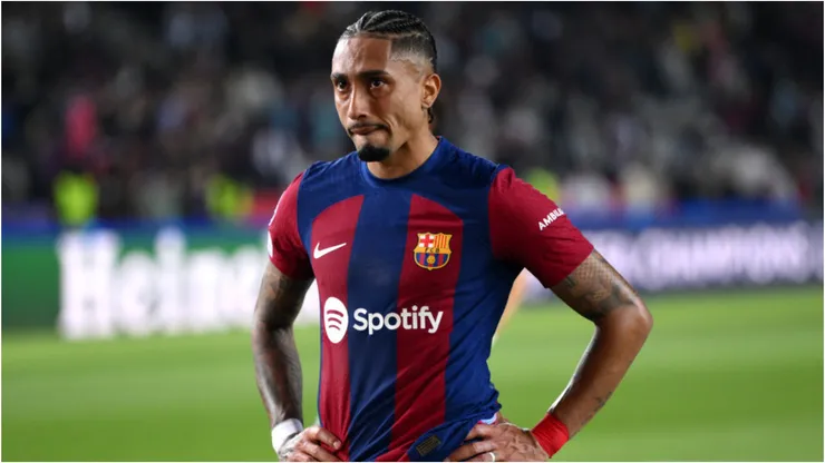 Foto: David Ramos/Getty Images - Raphinha durante partida do Barcelona.
