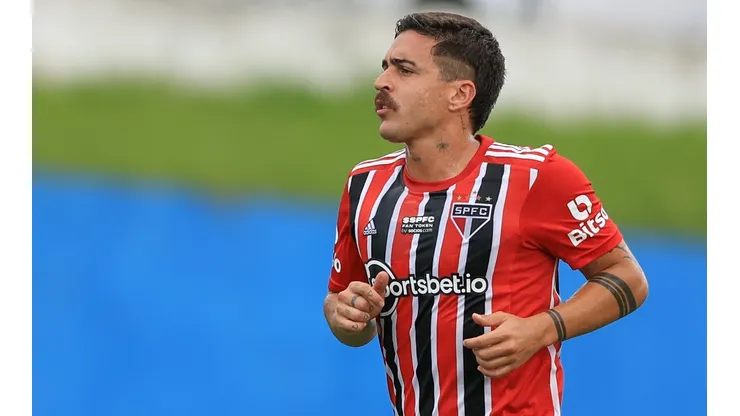 Foto: Marcello Zambrana/AGIF - Gabriel Neves não vem tendo muito espaço no mercado