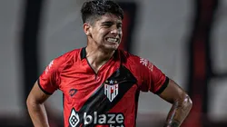 Foto: Heber Gomes/AGIF - Araos chegou há pouco tempo no Atlético-GO.