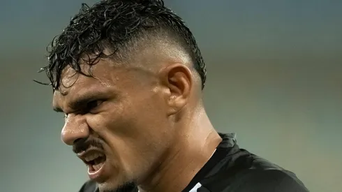 Foto: (Jorge Rodrigues/AGIF) - Tiquinho Soares marcou um hat-trick no Botafogo na última quarta (15)