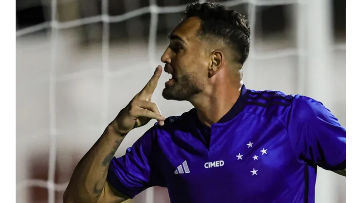 Gilberto, atacante do Cruzeiro (Foto:Gilson Junio/AGIF)