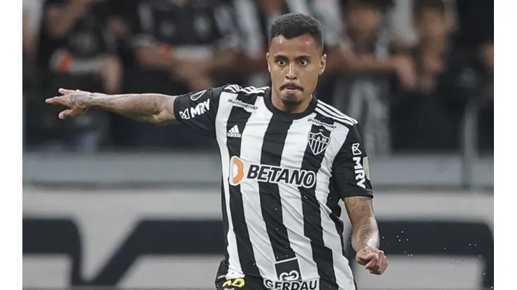 Foto: (Pedro Souza/Atlético) - Allan virou desfalque no Atlético