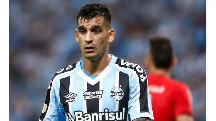 Foto: (Pedro H. Tesch/AGIF) - Cristaldo vive grande fase no Grêmio