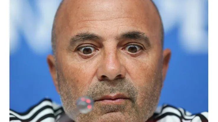Após quase um ano, Sampaoli está próximo de acertar com clube do Brasil
