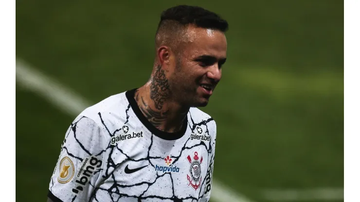 Foto: (Ettore Chiereguini/AGIF) - Luan está afastado do grupo principal do Corinthians, mas isso pode mudar em breve