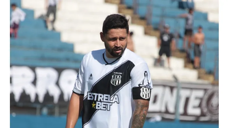 Foto: Diego Almeida/PontePress - Elvis é o camisa 10 da Alvinegra.