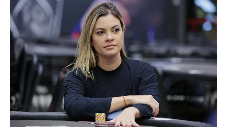 Gabriela Belisário foi a primeira mulher campeã brasileira de poker (Foto: Luis Bertazini/BSOP)