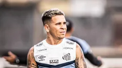 Fotos: Raul Baretta/ Santos FC - Soteldo aparece no CT Rei Pelé