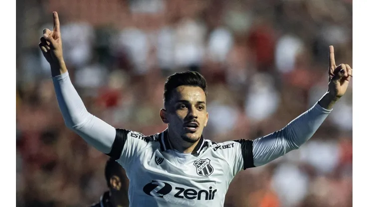 Foto: Diogo Reis/AGIF - Guilherme Castilho é um dos bons nomes do Vozão neste começo de ano.