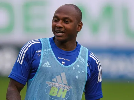 Sassá relembra tempos de Cruzeiro, provoca atleticanos e faz Huk 'pisar na bola'