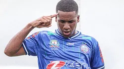 Reprodução/Twitter. Léo Reis marca gol improvável sob o Ceará