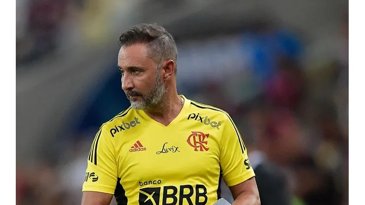 Foto: Thiago Ribeiro/AGIF - Flamengo é o segundo time de Vítor Pereira no Brasil.