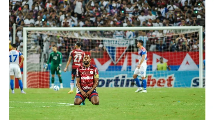 Foto: Kely Pereira/AGIF - Fortaleza perdeu para o Cerro