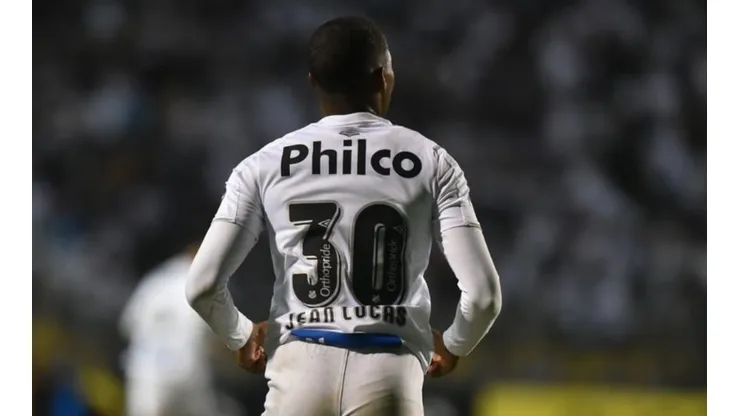 Foto: Ivan Storti/Santos FC - Jean Lucas aceitou empréstimo ao Peixe, porém exigência do Monaco dificulta negócio