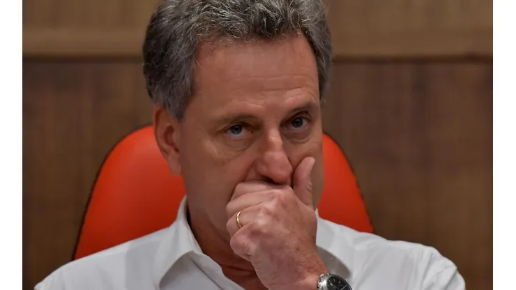 Foto: Thiago Ribeiro/AGIF - Presidente vem sendo cobrado para demitir Vítor Pereira no Flamengo.
