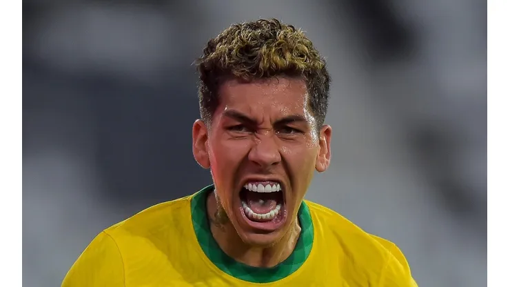 Foto: Thiago Ribeiro/AGIF - Firmino vira assuinto no Timão