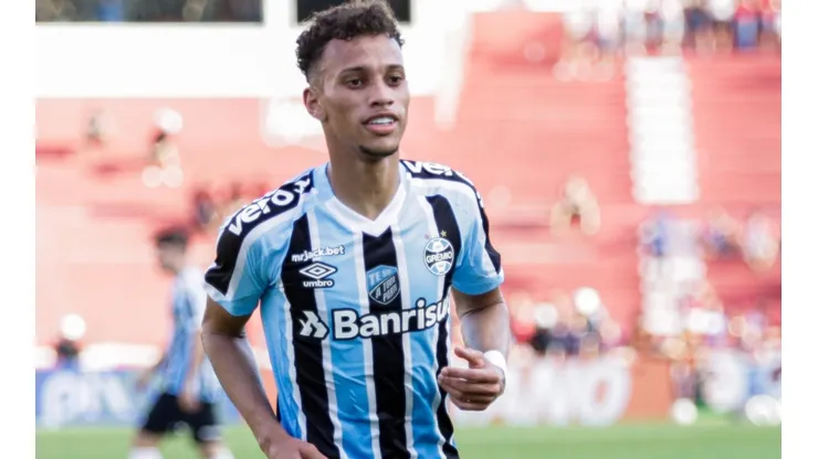 Foto: Rafael Vieira/AGIF - Bitello: jovem do Grêmio segue em alta no mercado