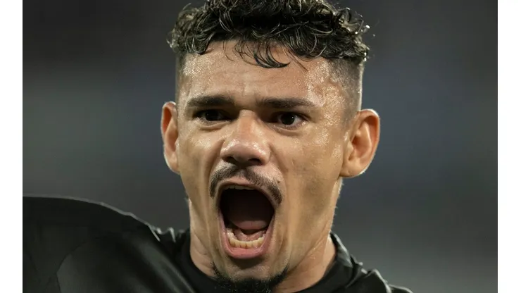 Agif/Jorge Rodrigues - Tiquinho recebe boa notícia