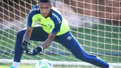 Foto: Lucas Uebel/Grêmio/Divulgação - Adriel: goleiro virou titular do Grêmio em 2023