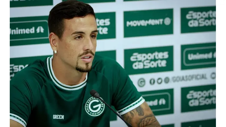 Foto: Rosiron Rodrigues/GEC - Matheus Peixoto foi apresentado no Goiás