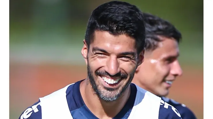 FOTO: LUCAS UEBEL/GREMIO FBPA - Luis Suárez faz promessa contra o Inter