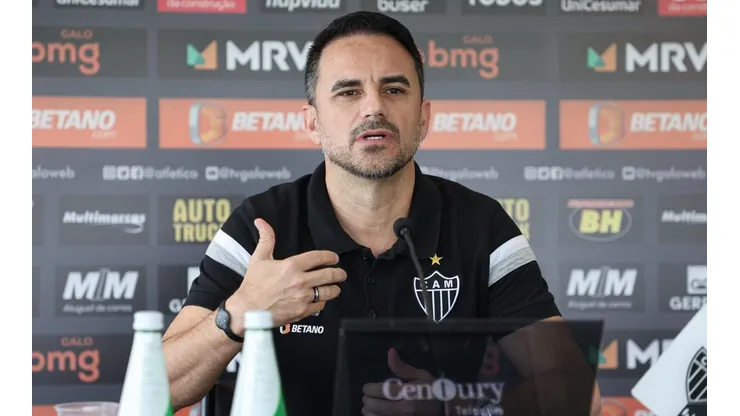 Foto: Pedro Souza / Atlético / Divulgação - Rodrigo Caetano: diretor do Atlético descartou negociar jogador com o Flamengo