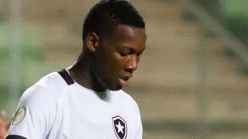 MG - Belo Horizonte - 30/06/2022 - COPA DO BRASIL 2022 AMERICA-MG X BOTAFOGO - Patrick de paula jogador do Botafogo durante partida contra o America-MG no estadio Independencia pelo campeonato Copa do Brasil 2022. Foto: Fernando Moreno/AGIF