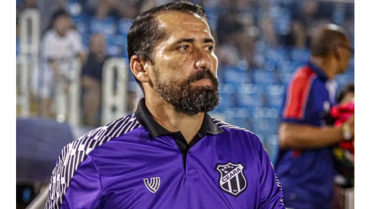 Lucas Emanuel/AGIF - Morínigo, treinador do Vozão.