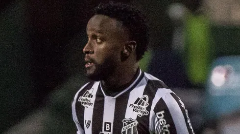 Foto: Robson Mafra/AGIF - Outro titular segue caminho de Mendoza