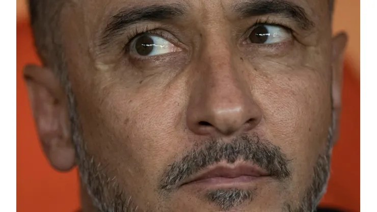 Vitor Pereira “liga” para trazer reforço de peso ao Fla e corintianos ficam furiosos