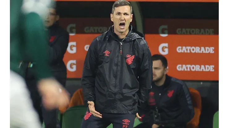 Foto: José Tramontin/athletico.com.br/Divulgação - Turra: vai comandar o Athletico em 2023