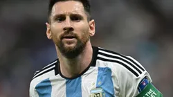 Stuart Franklin/Getty Images/ "Você tem que..."; Zagueiro da Polônia que já levou 5 x 0 de Messi revela como parar camisa 10 da Argentina.