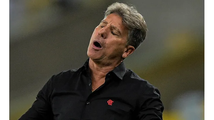 Thiago Ribeiro/AGIF - Renato, treinador.