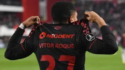 Foto: Marcelo Endelli/Getty Images - Vitor Roque classificou o time contra o Estudiantes (ARG).