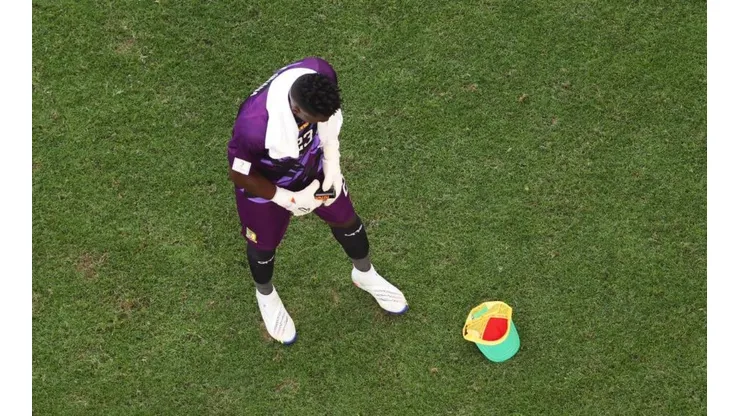 Lars Baron/Getty Images/ Horas antes de jogo contra a Sérvia, goleiro de Camarões é expulso da delegação da Copa do Mundo.