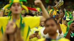 Photo by Lars Baron/Getty Images - Torcedores conseguem ir para o Qatar