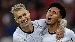 Foto: Thiago Ribeiro/AGIF - Roger Guedes e Du Queiroz